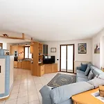 La Val1