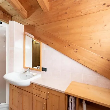 Apartmán La Val1 *